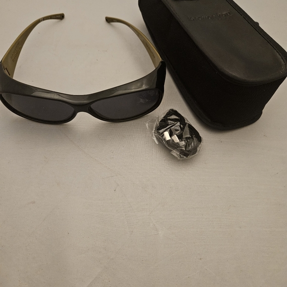 Jonathan Paul Fitovers - Picture 4 of 5